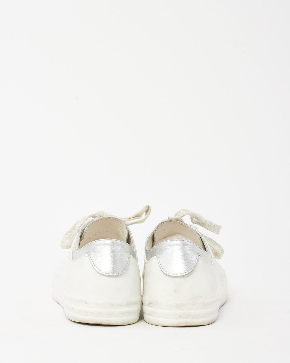 Chanel White Leather and Silver CC Logo Low-Top Sneakers - 36